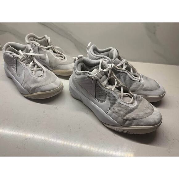 2 Pairs of Nike Men’s Size 7 Team Hustle White Lace Up Sneakers - Picture 1 of 5